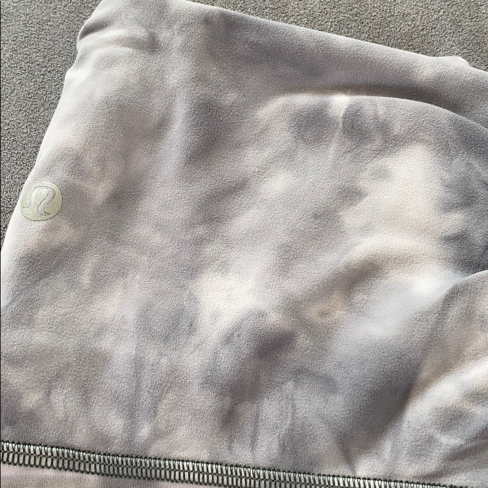 Lululemon Align HR crop 21” * cross waist - Picture 5 of 6